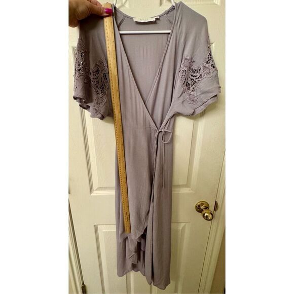 Astr The Label Embroidered  Flutter Sleeve Crochet Short Sleeve Wrap Midi Dress - Picture 8 of 11